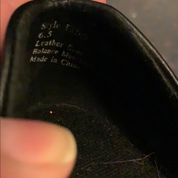 Black dance shoes. - Picture 5 of 5